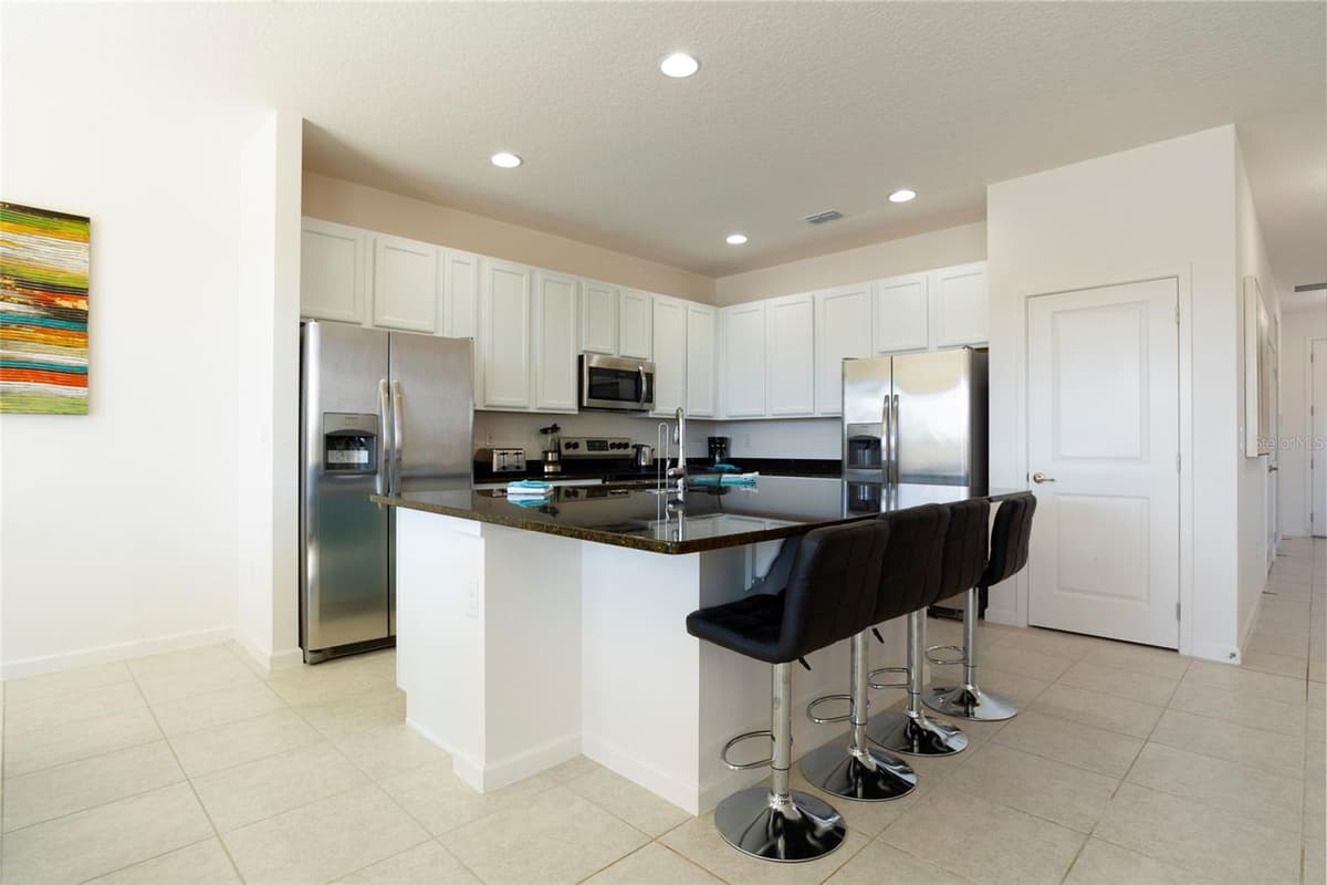 4490 MONADO DRIVE — photo 10 of 68