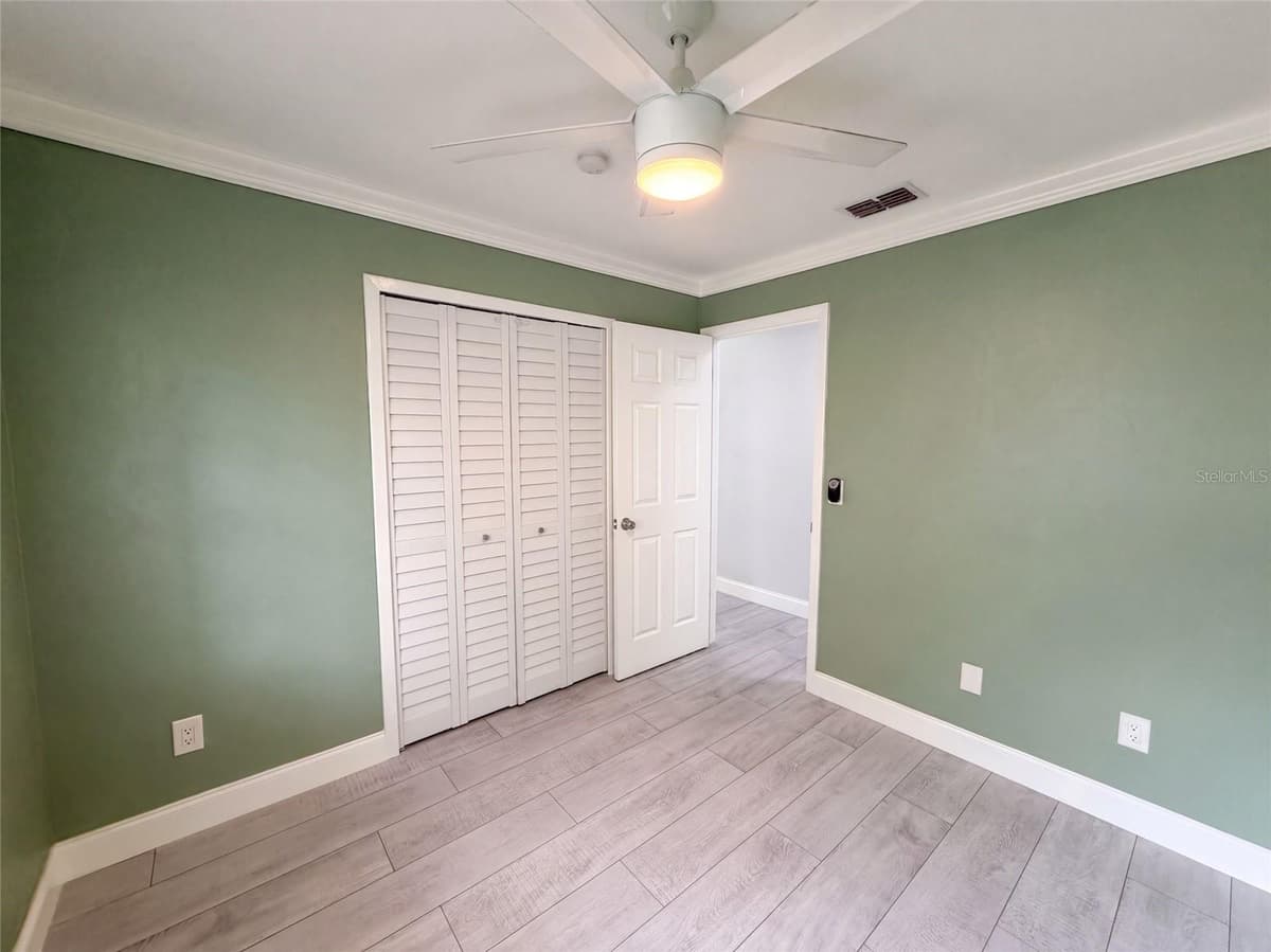 976 LISKEARD AVENUE — photo 10 of 16
