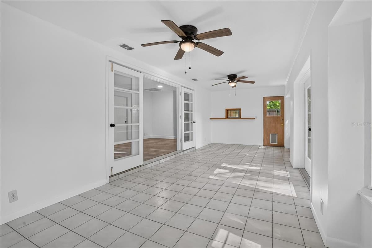 1202 ORANOLE ROAD — photo 18 of 45