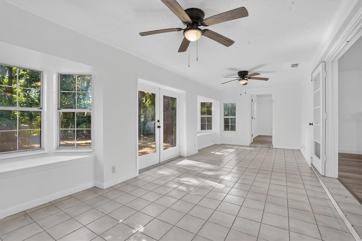 1202 ORANOLE ROAD — photo 16 of 45