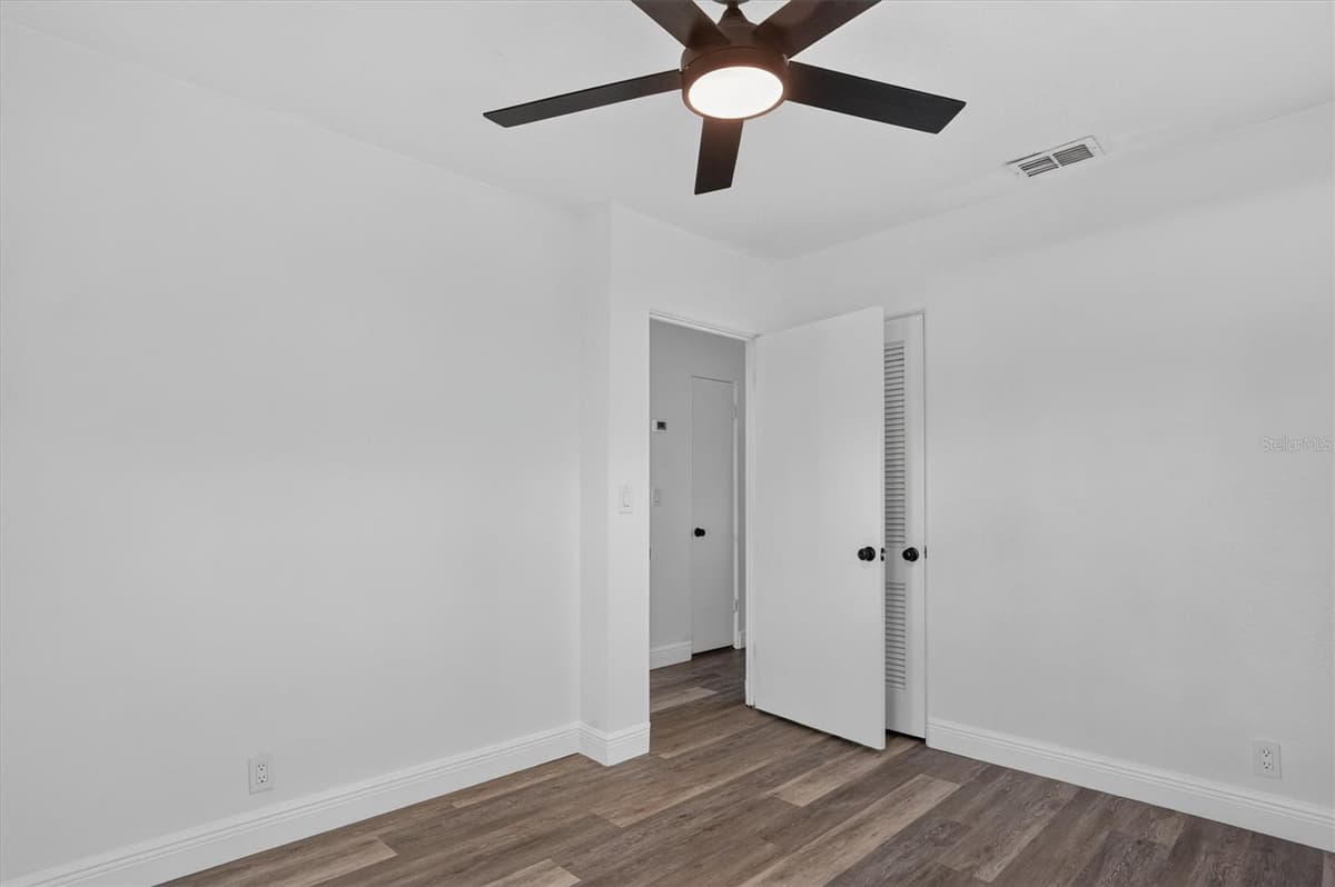 1202 ORANOLE ROAD — photo 33 of 45