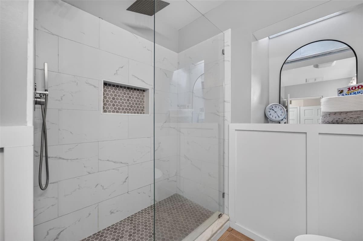 790 LAKE SYBELIA DRIVE — photo 24 of 36