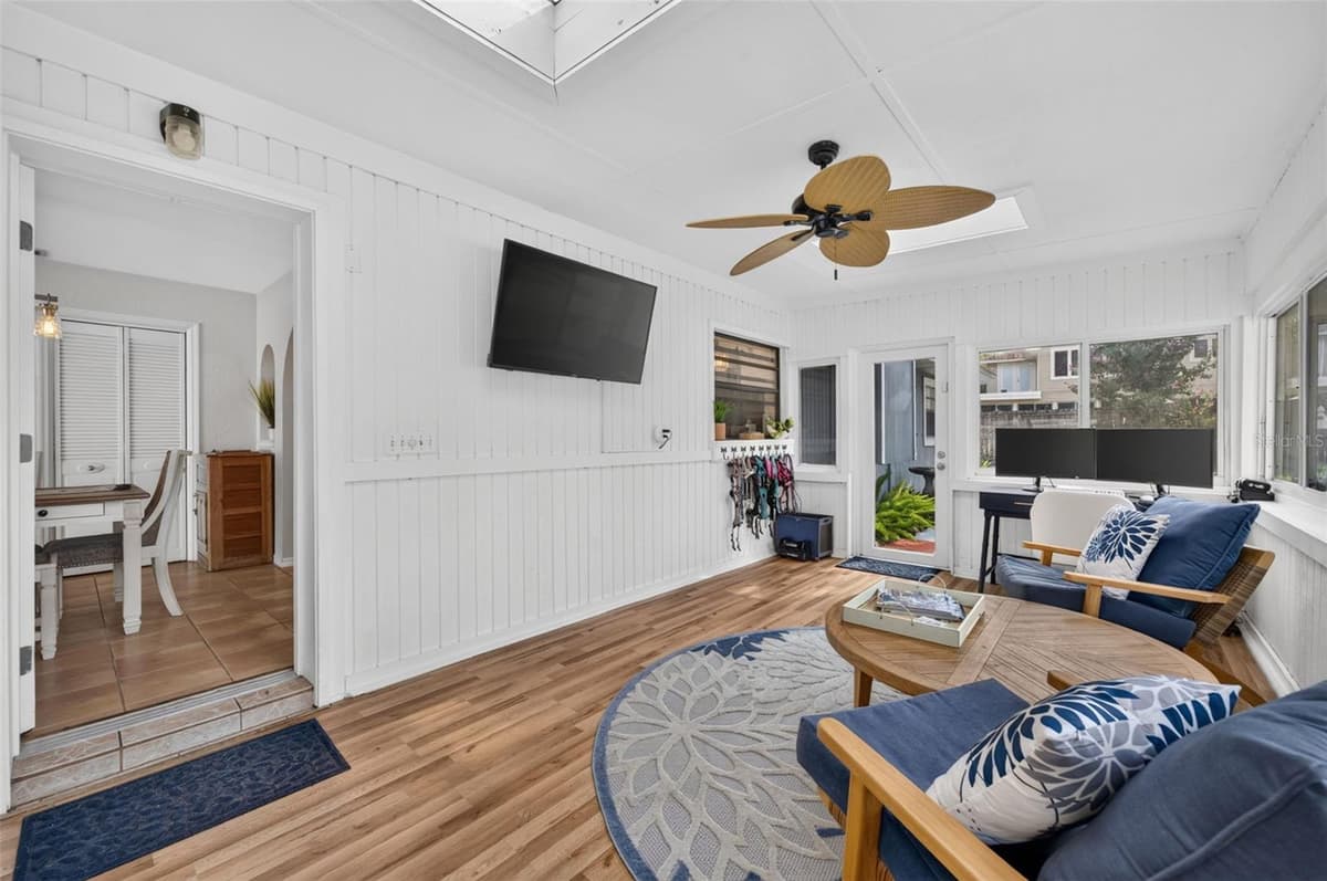 790 LAKE SYBELIA DRIVE — photo 15 of 36