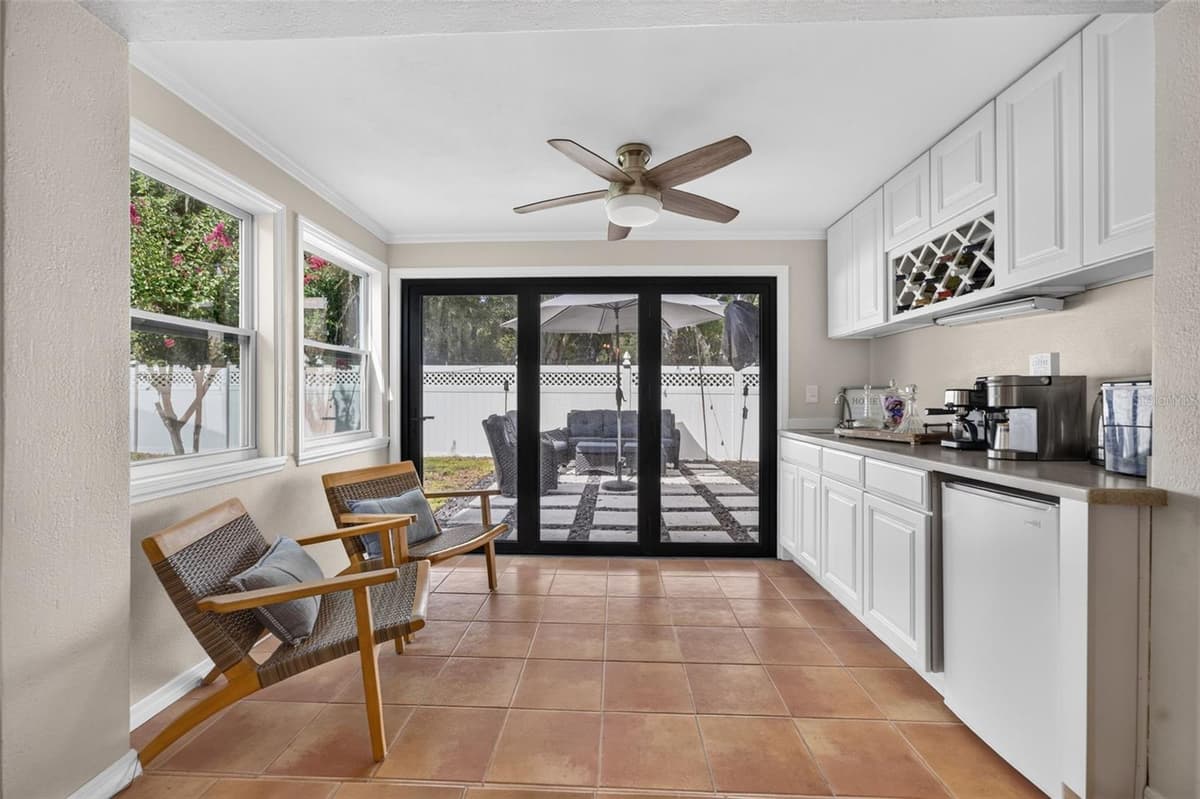 790 LAKE SYBELIA DRIVE — photo 11 of 36