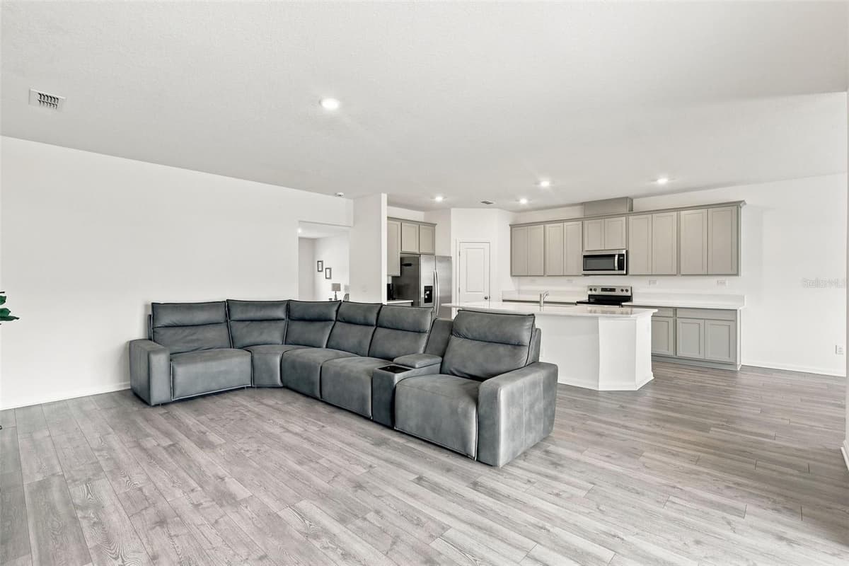 4768 ARGAND DRIVE — photo 16 of 47
