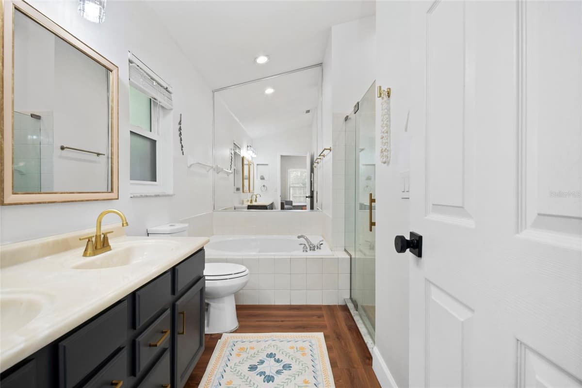 530 BRIDGE CREEK BOULEVARD — photo 14 of 37