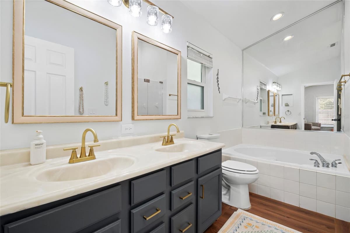 530 BRIDGE CREEK BOULEVARD — photo 15 of 37