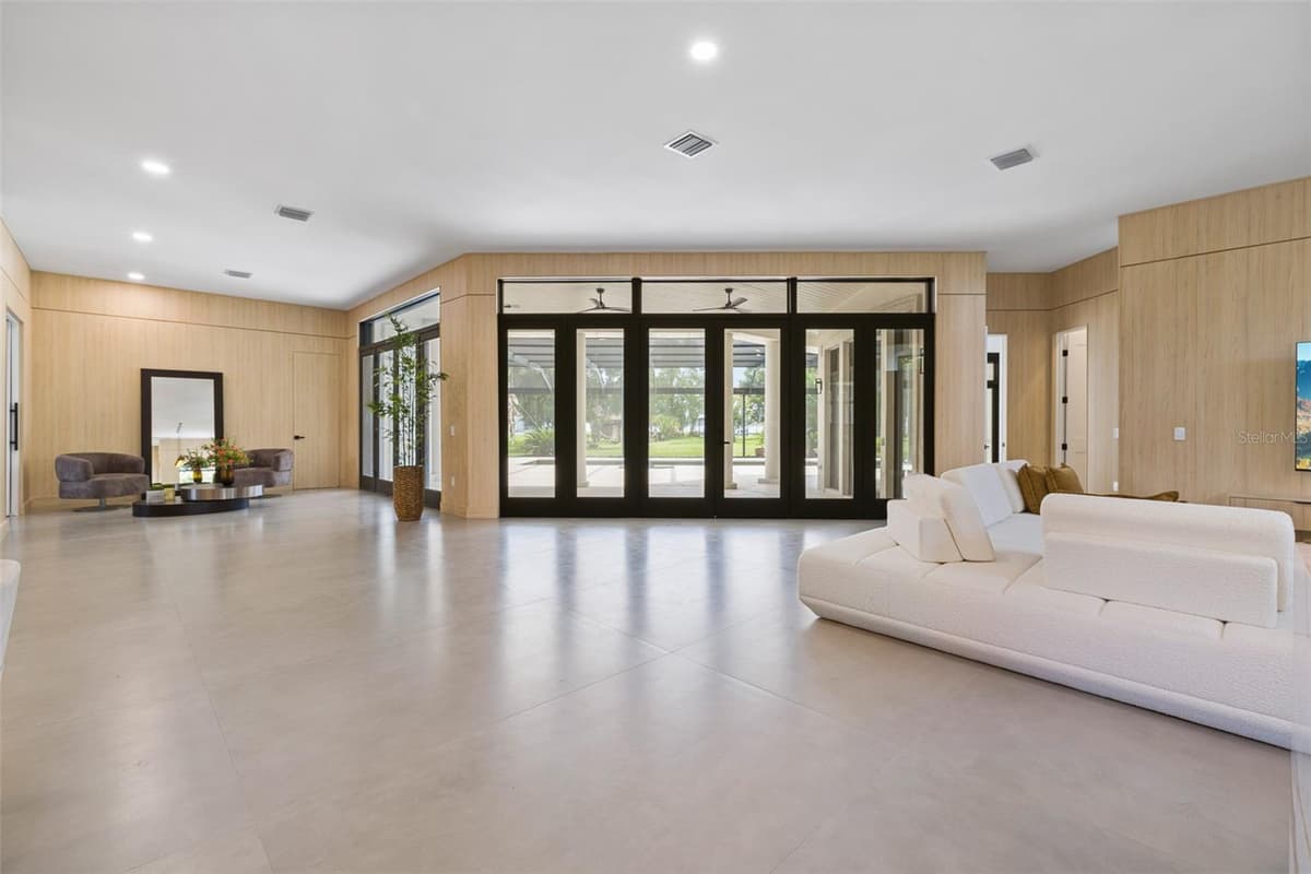 10352 BURRIS COURT — photo 43 of 100