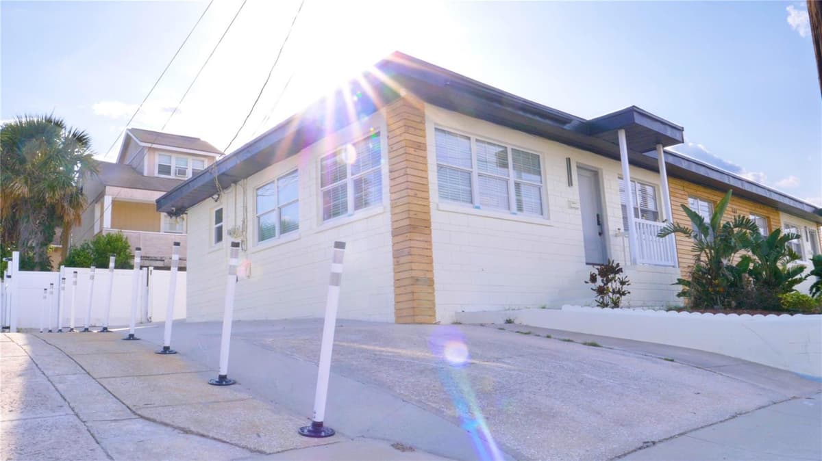 137 HOLLYWOOD AVENUE — photo 94 of 99