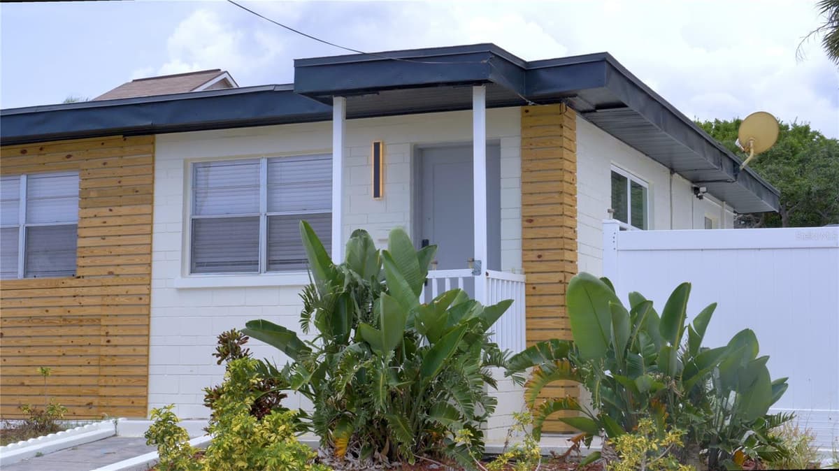 137 HOLLYWOOD AVENUE — photo 89 of 99