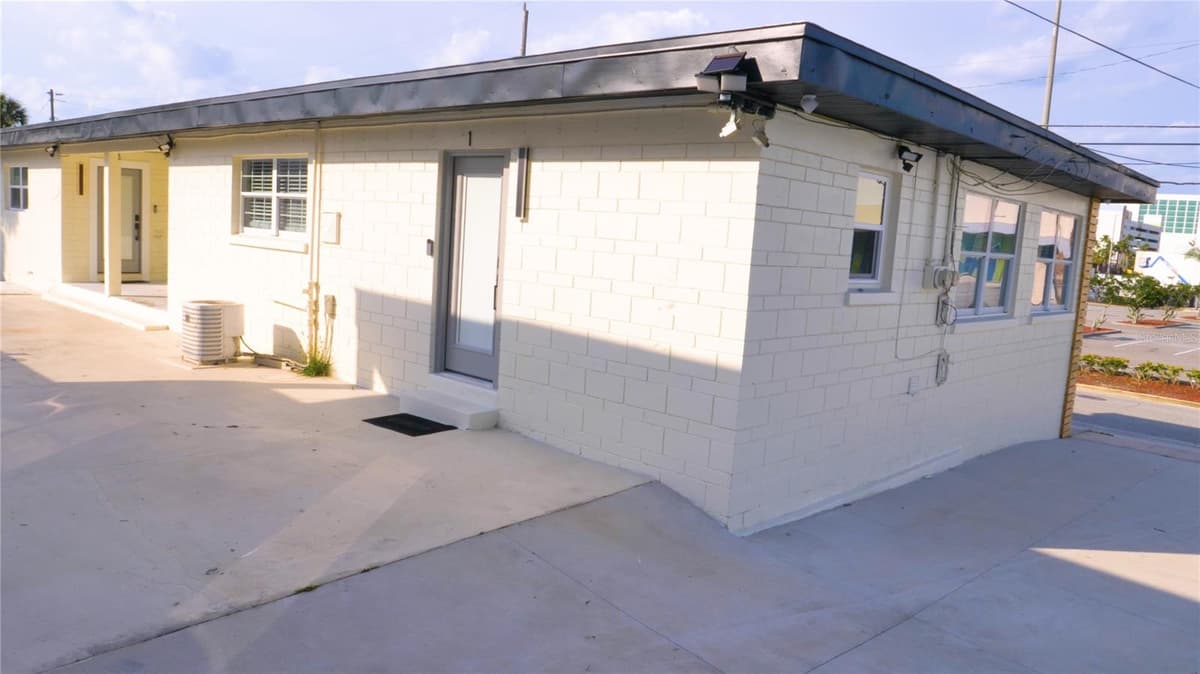 137 HOLLYWOOD AVENUE — photo 98 of 99