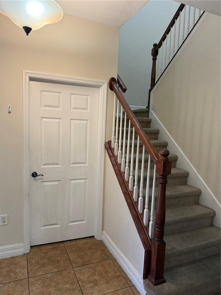 7460 TERRACE RIVER DRIVE — photo 12 of 19