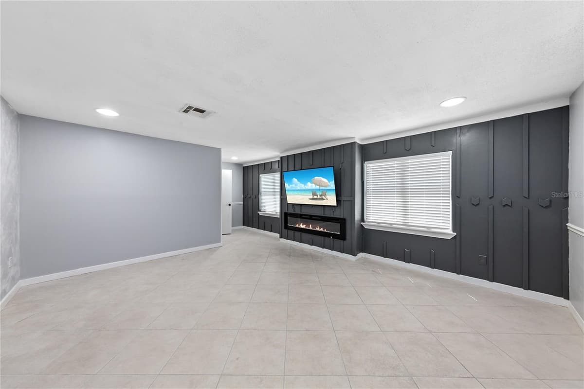 3861 GALICIA ROAD — photo 16 of 41