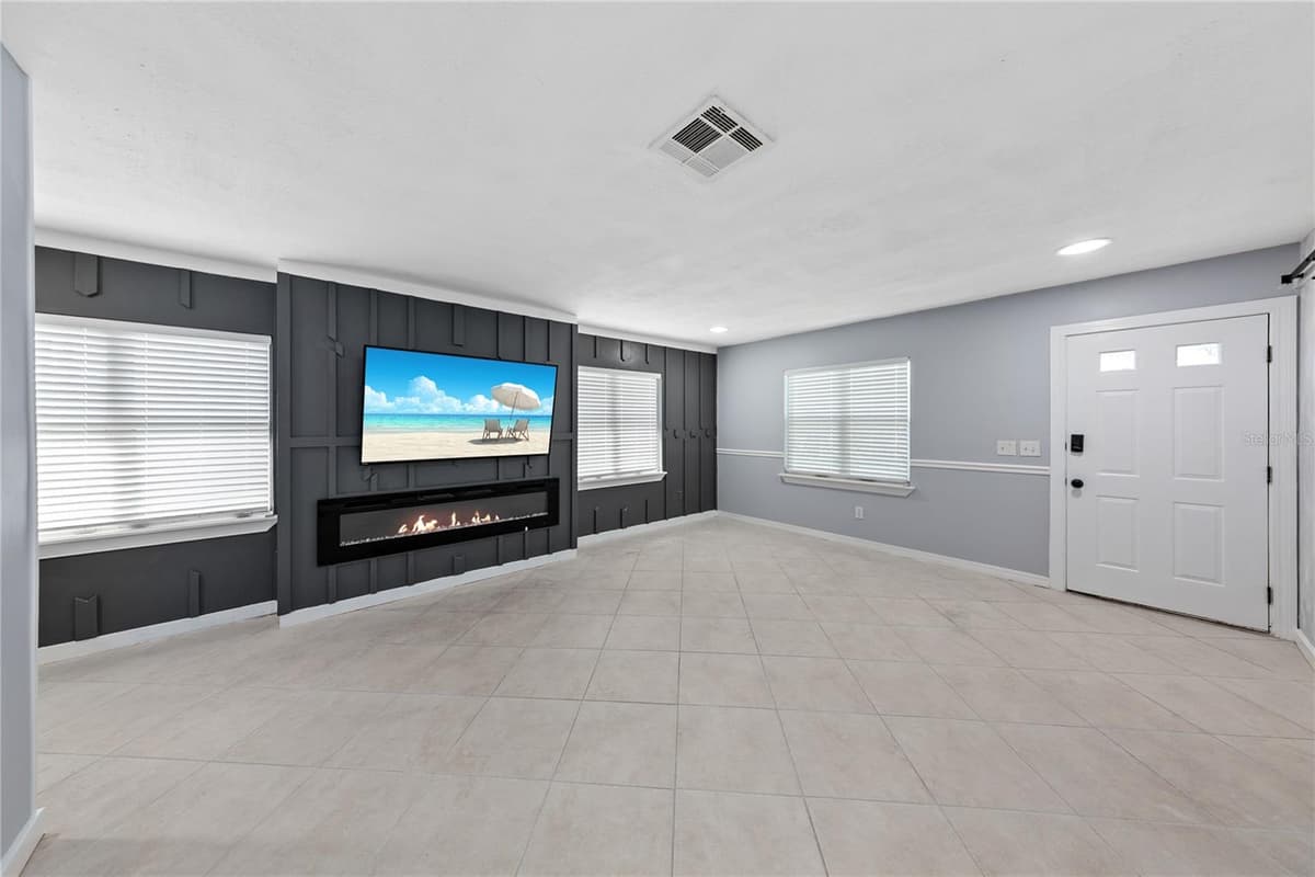 3861 GALICIA ROAD — photo 14 of 41