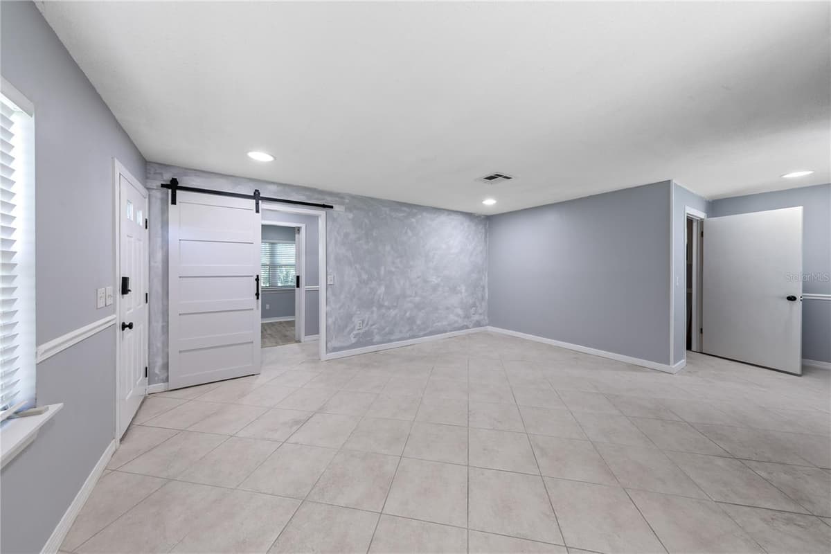 3861 GALICIA ROAD — photo 18 of 41