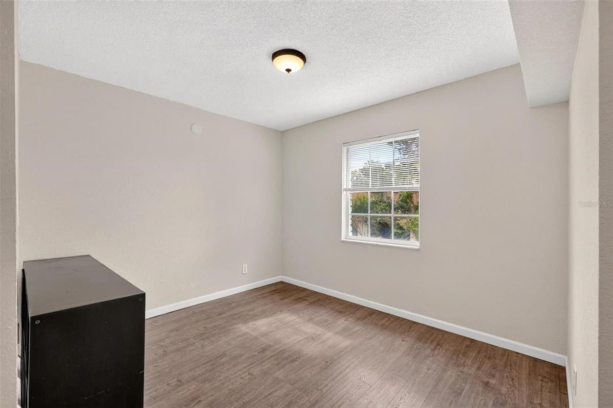 222 LEWFIELD CIRCLE — photo 16 of 47