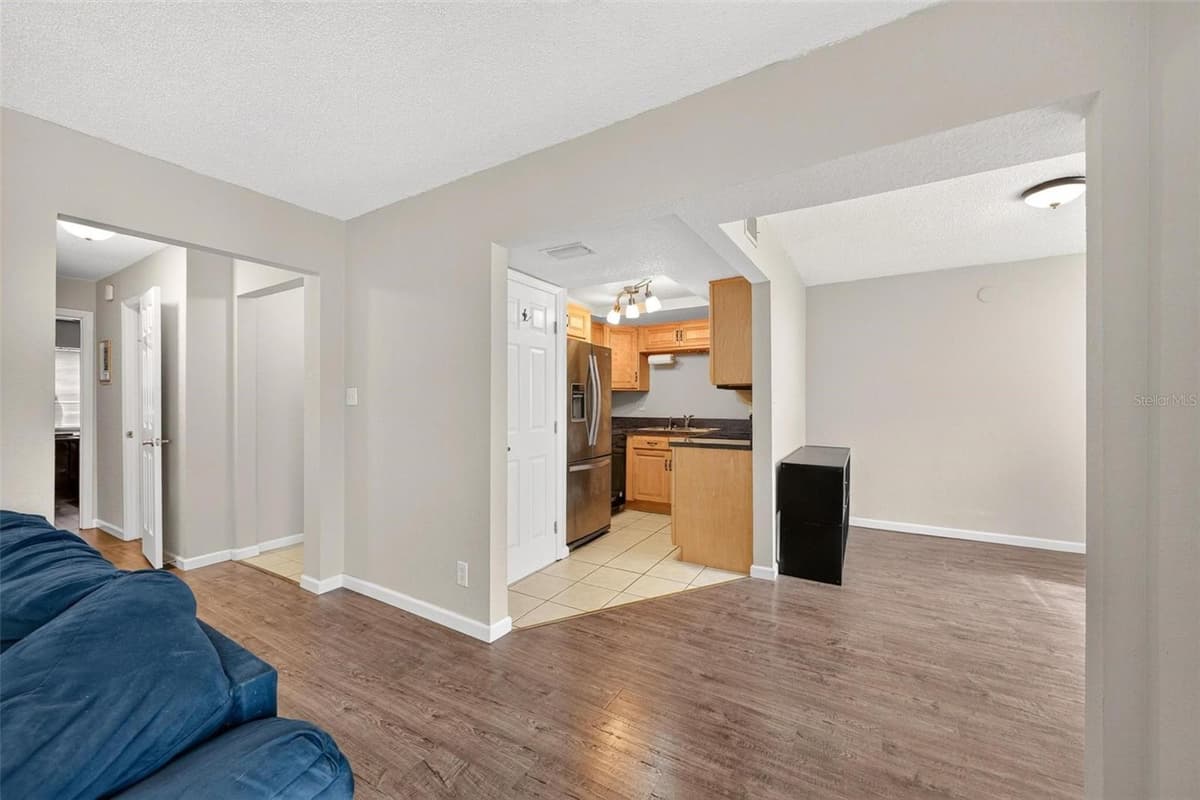 222 LEWFIELD CIRCLE — photo 13 of 47