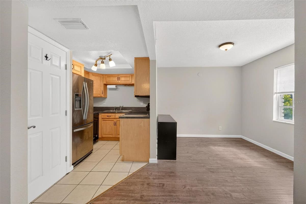 222 LEWFIELD CIRCLE — photo 14 of 47