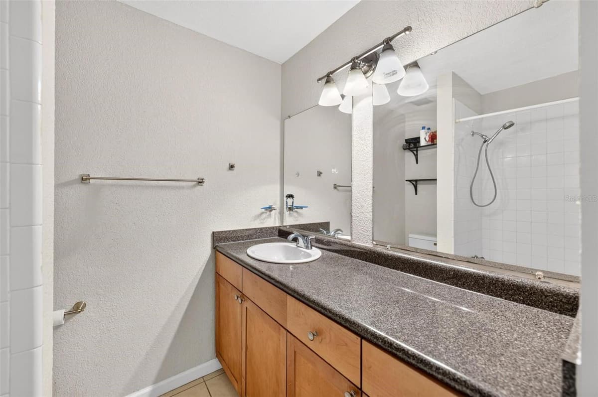 222 LEWFIELD CIRCLE — photo 36 of 47