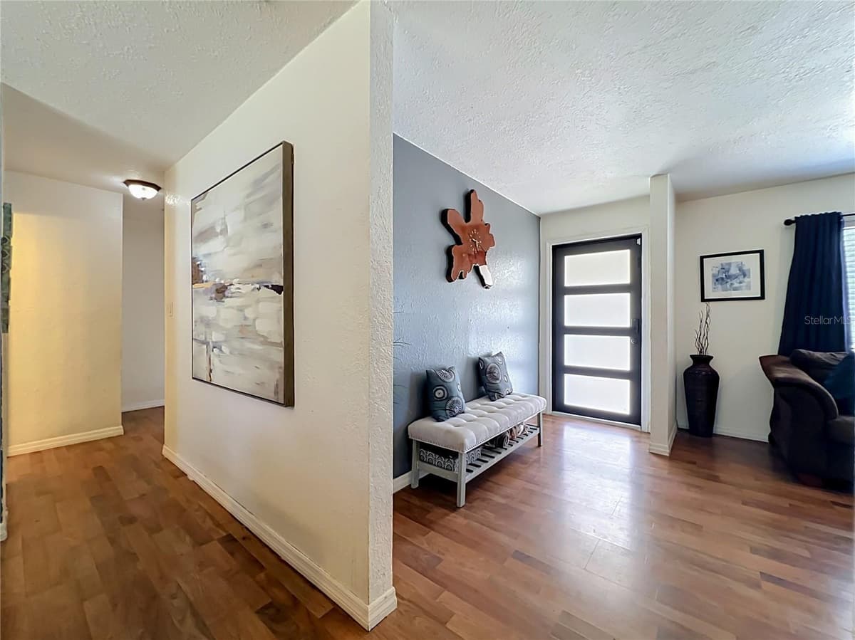 23 HAMMON DRIVE — photo 4 of 17