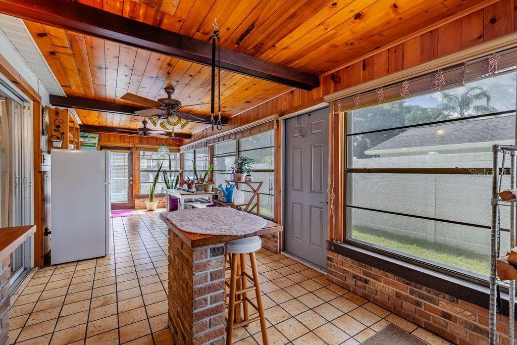 4268 LAKE ELEANOR DRIVE — photo 15 of 39