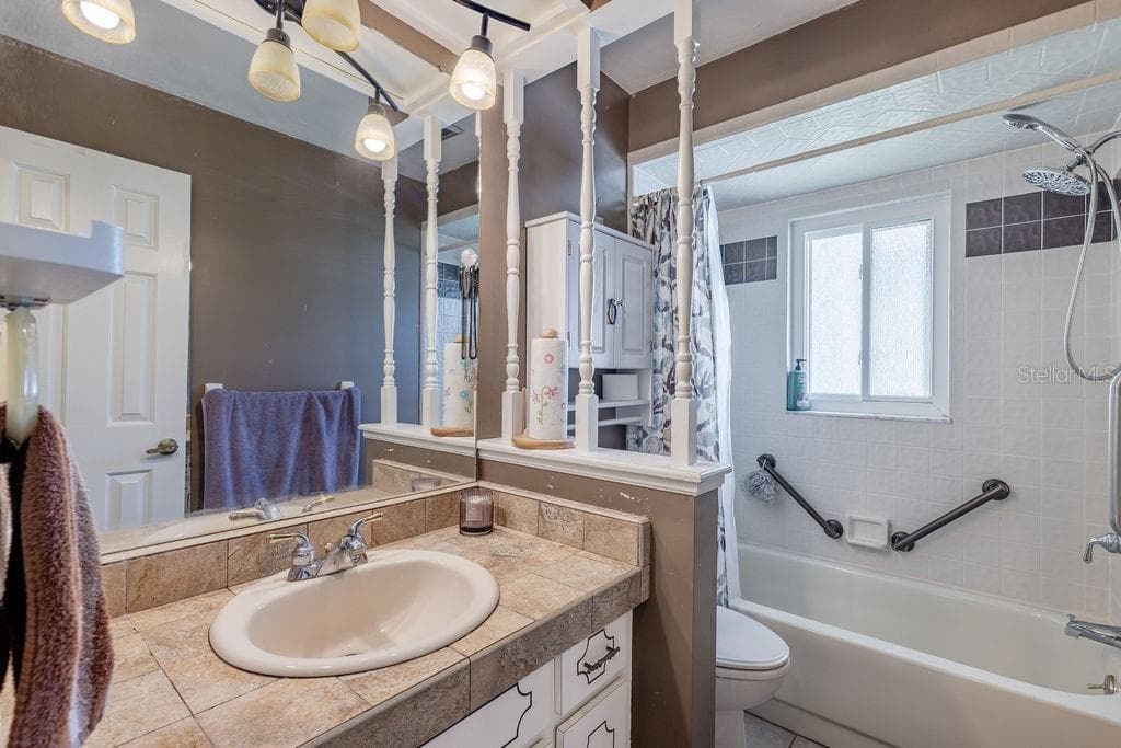 4268 LAKE ELEANOR DRIVE — photo 25 of 39