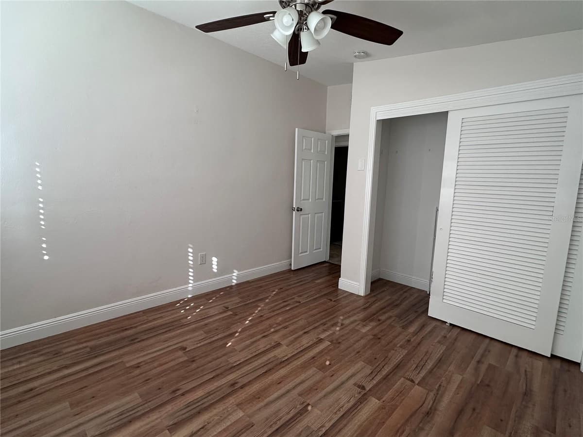 503 BROXBURN AVENUE — photo 13 of 18