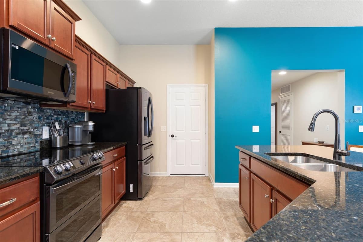 164 TUSCANY BEND STREET — photo 17 of 71