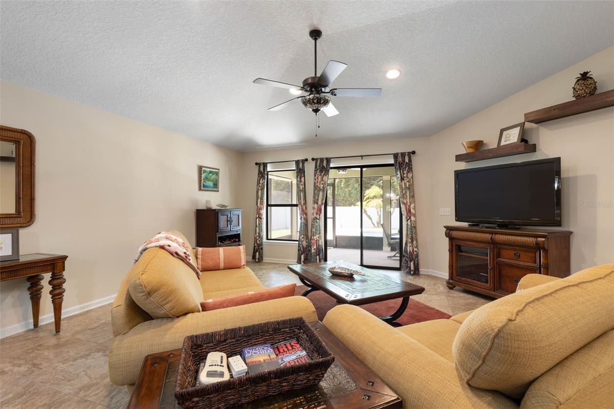 164 TUSCANY BEND STREET — photo 12 of 71