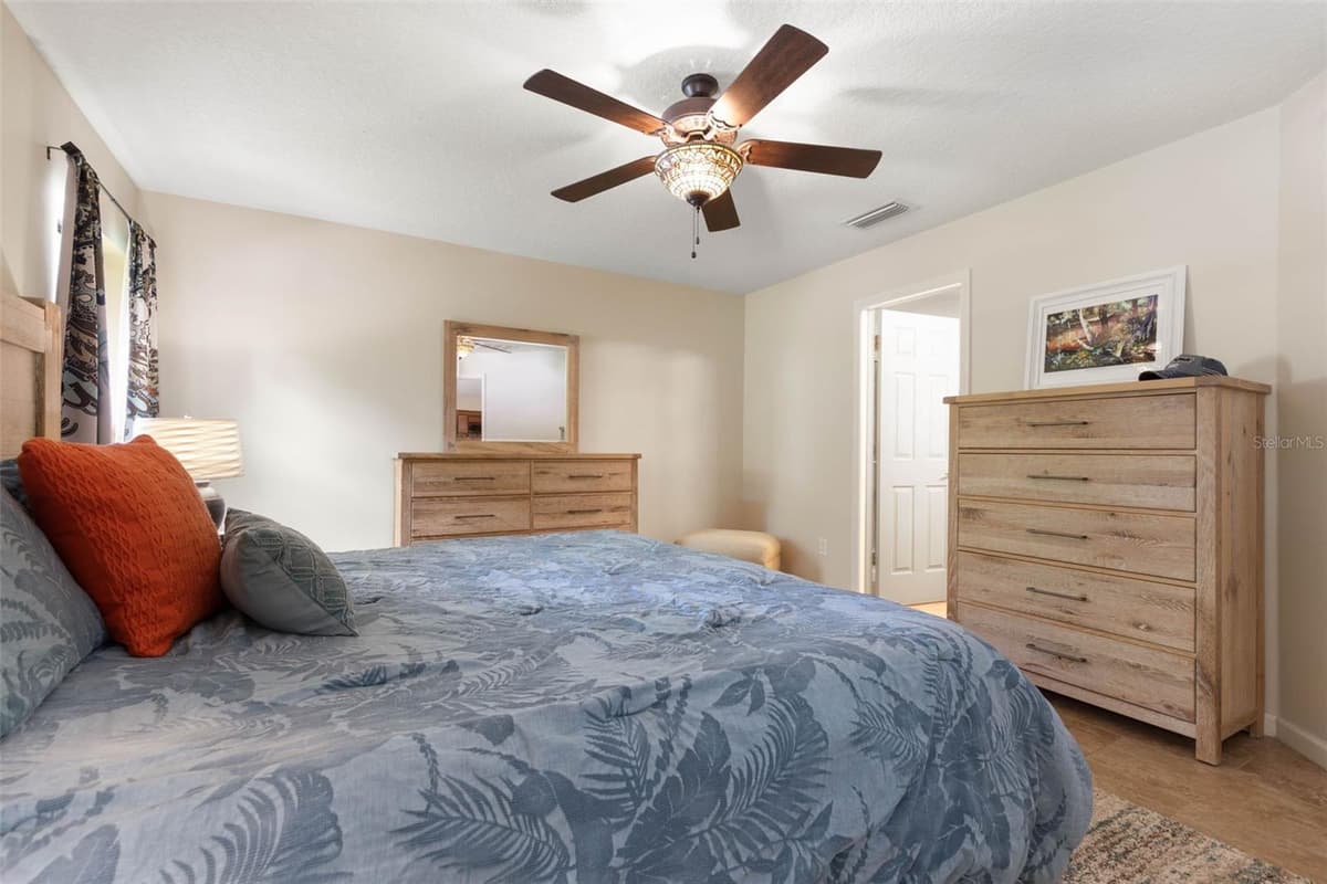 164 TUSCANY BEND STREET — photo 32 of 71