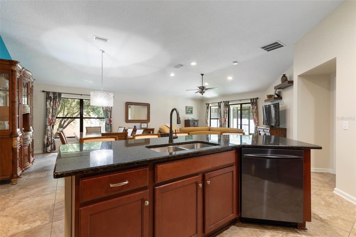 164 TUSCANY BEND STREET — photo 19 of 71