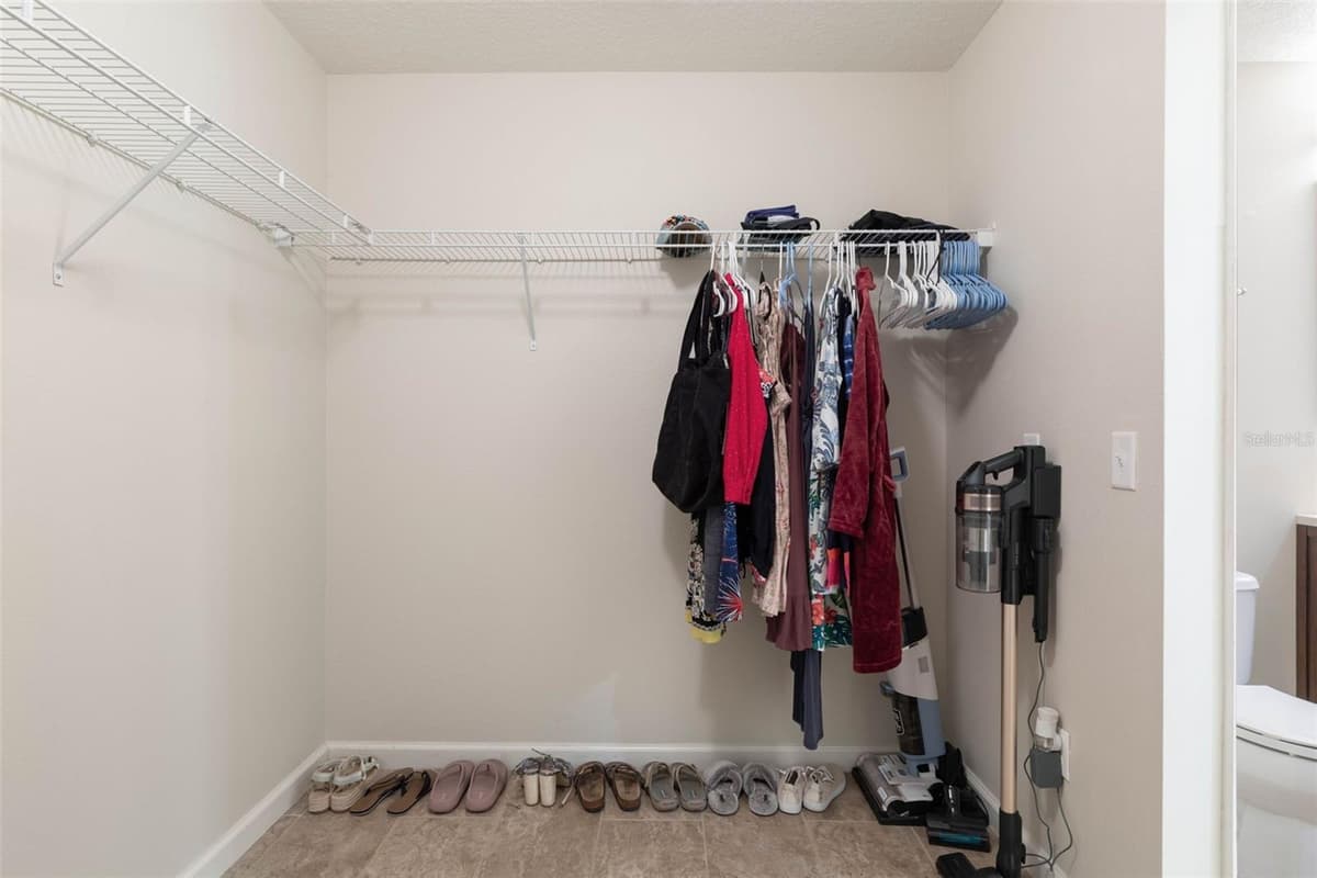 164 TUSCANY BEND STREET — photo 38 of 71