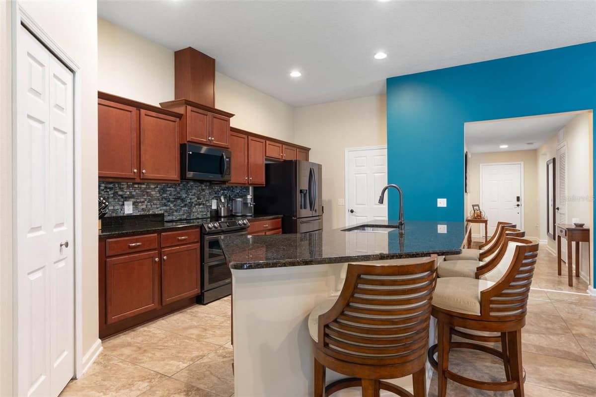 164 TUSCANY BEND STREET — photo 10 of 71
