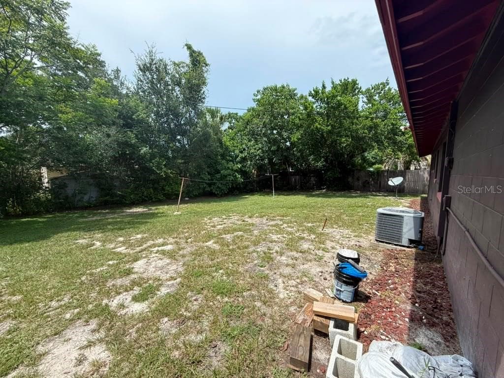 605 LAISY DRIVE — photo 17 of 17