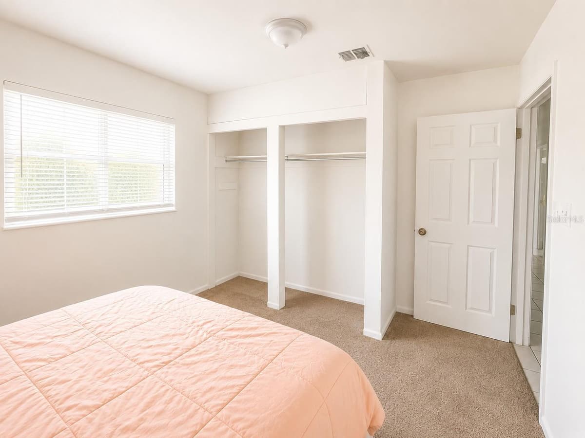 605 LAISY DRIVE — photo 9 of 17