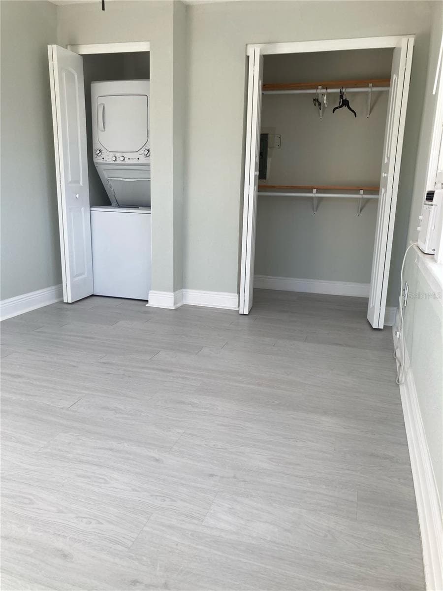634 CYPRESS STREET — photo 9 of 17