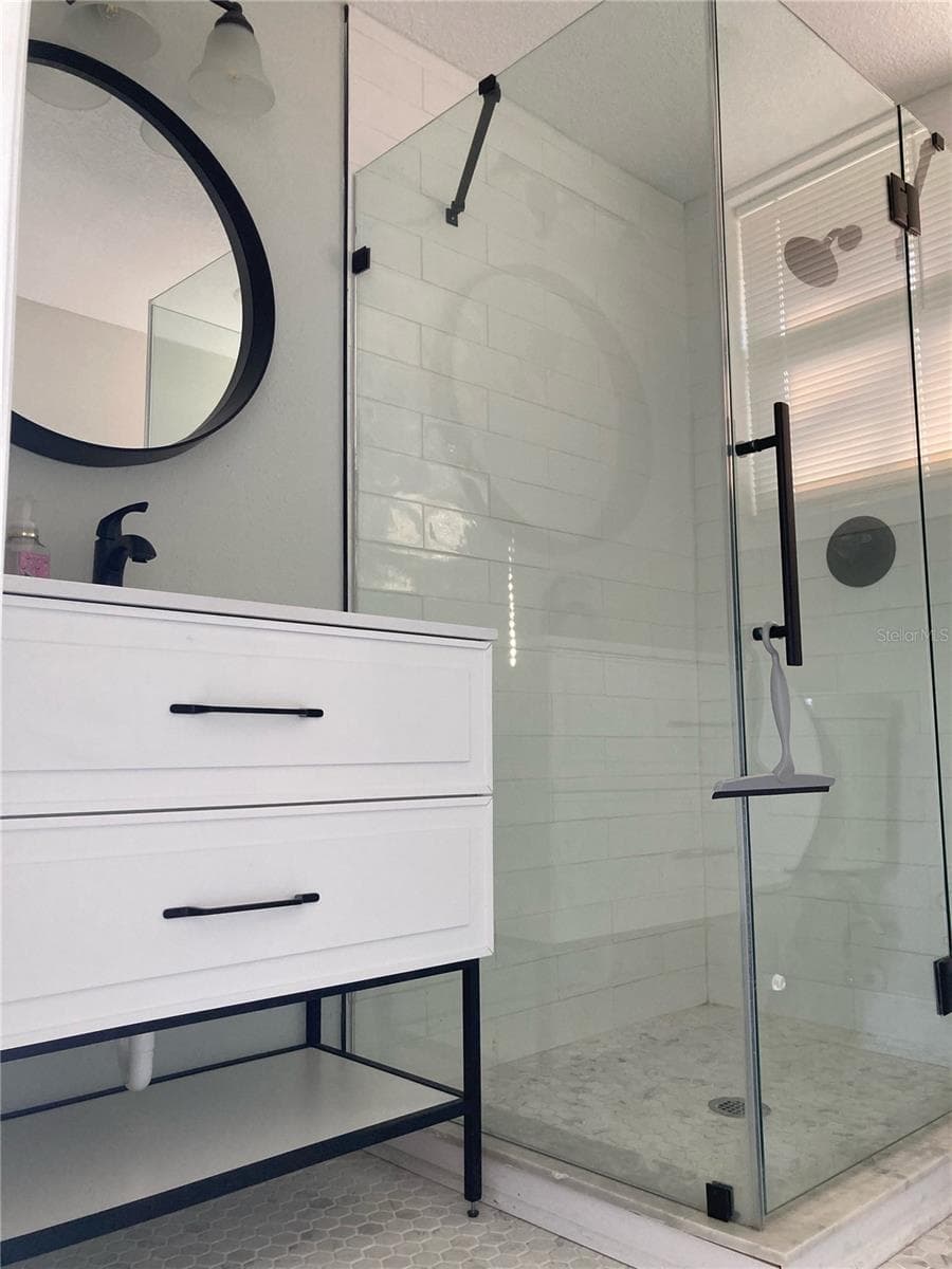 634 CYPRESS STREET — photo 4 of 17