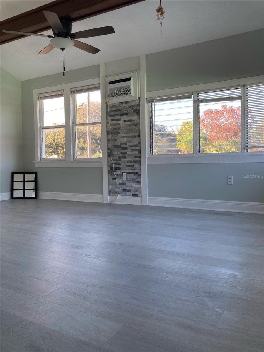 634 CYPRESS STREET — photo 12 of 17