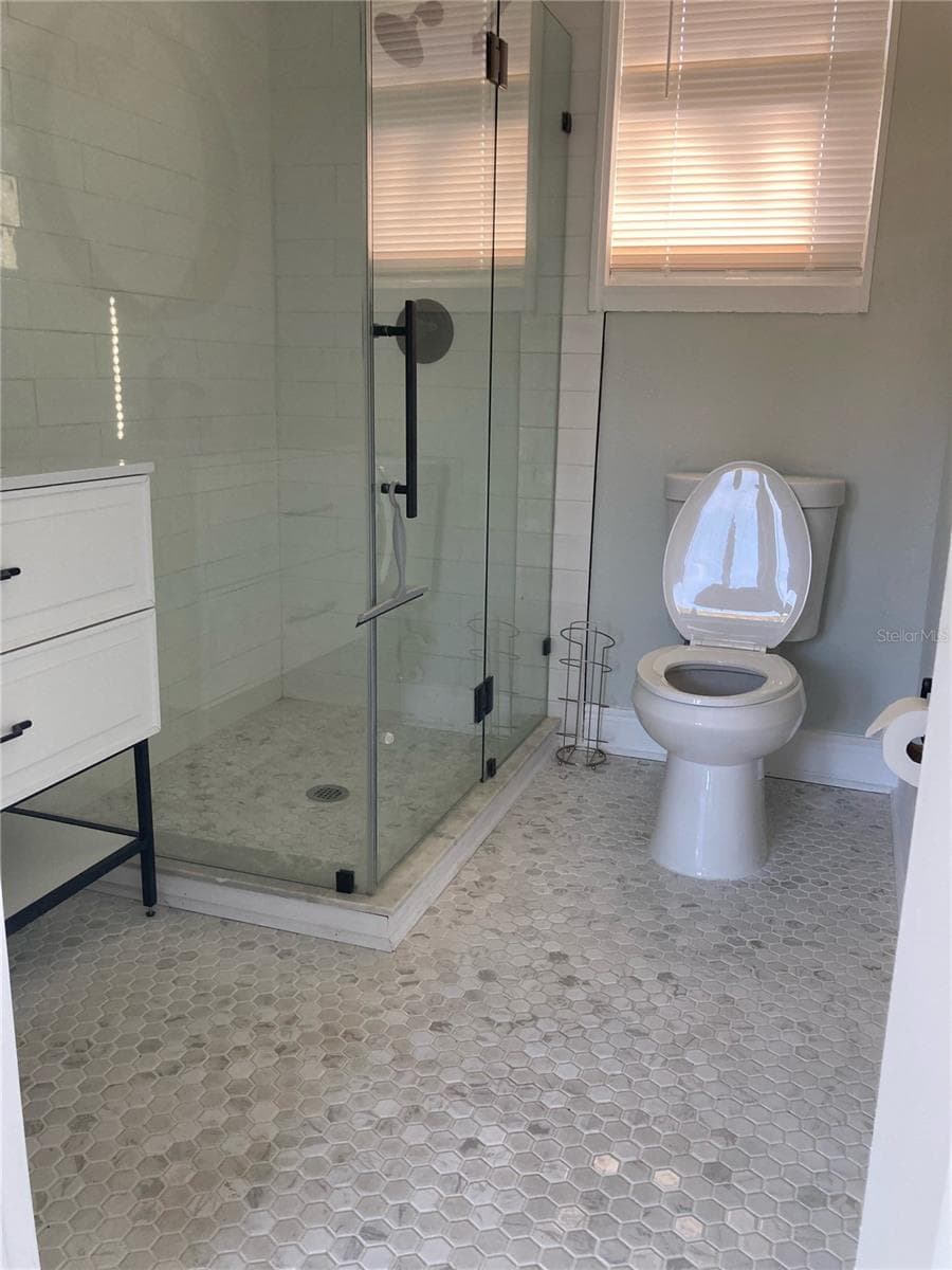 634 CYPRESS STREET — photo 3 of 17