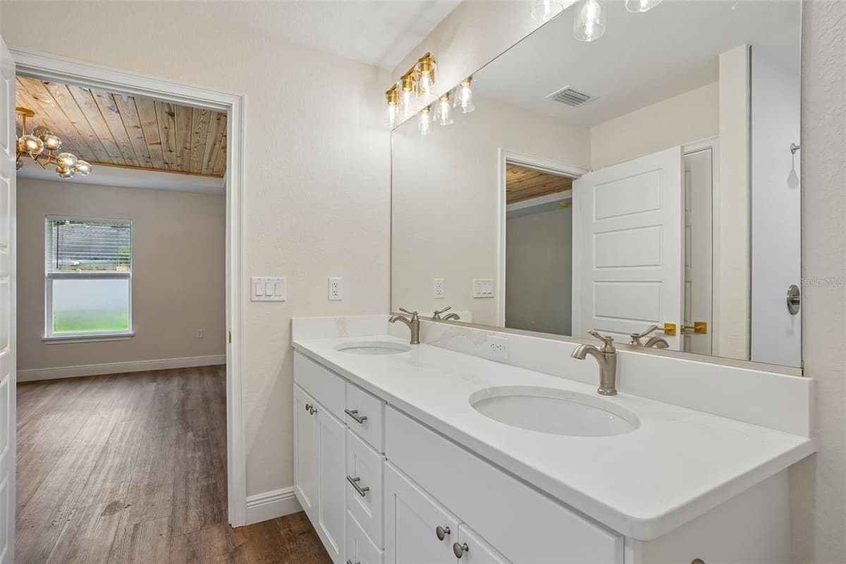 509 WASON STREET — photo 29 of 56