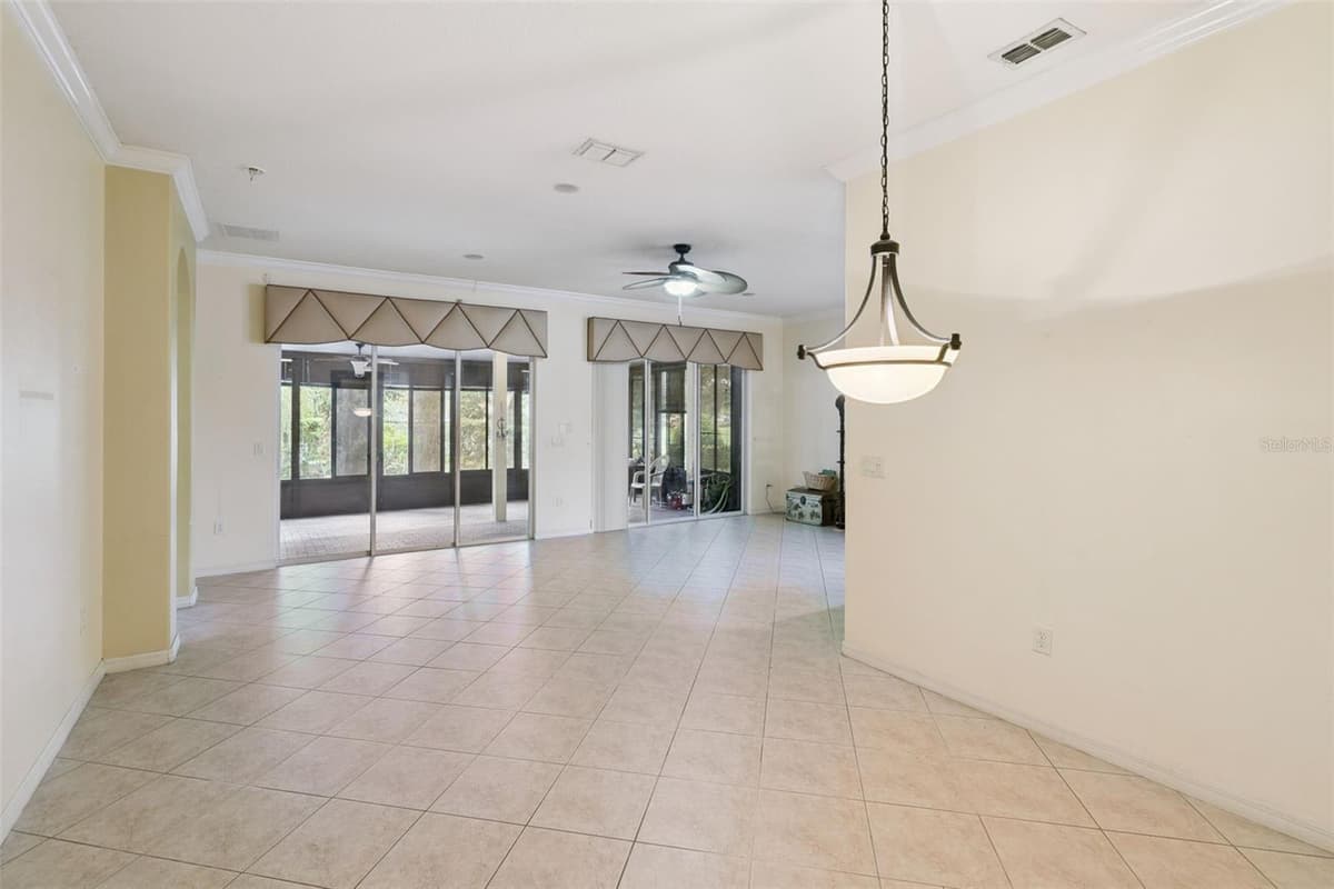 100 FLAME VINE WAY — photo 5 of 20