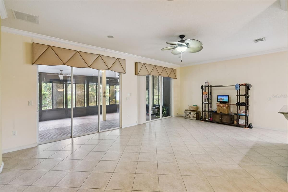 100 FLAME VINE WAY — photo 7 of 20