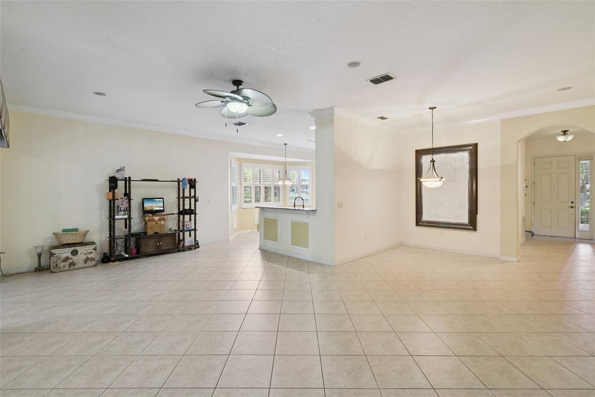 100 FLAME VINE WAY — photo 6 of 20