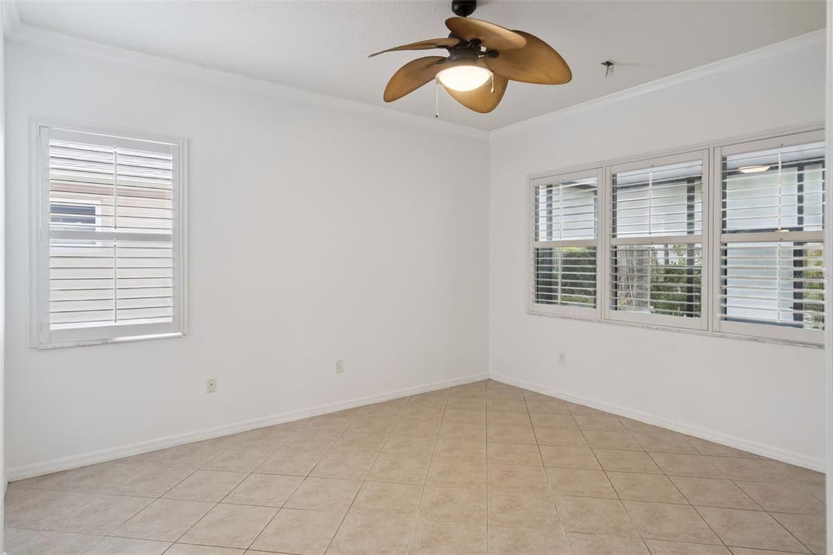 100 FLAME VINE WAY — photo 12 of 20