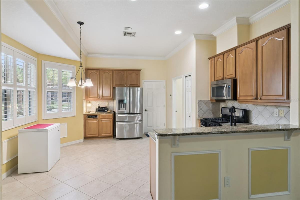 100 FLAME VINE WAY — photo 8 of 20