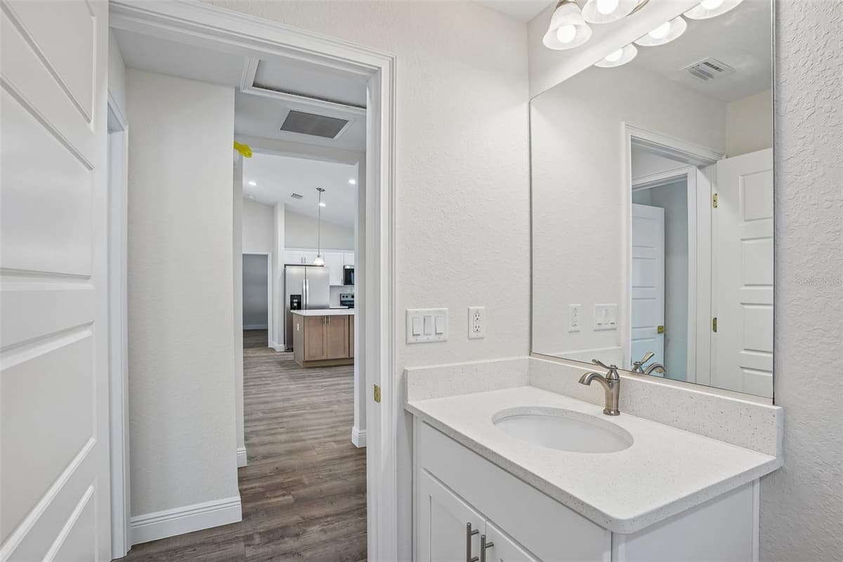 1194 VIRGINIS DRIVE — photo 30 of 51