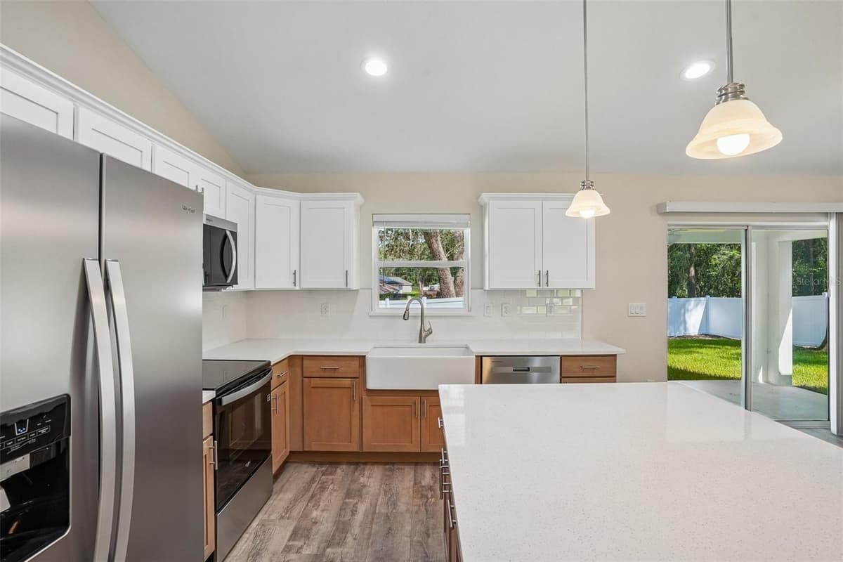 1194 VIRGINIS DRIVE — photo 13 of 51