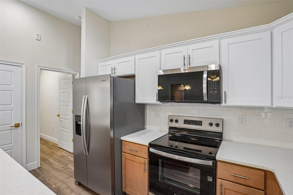1194 VIRGINIS DRIVE — photo 15 of 51