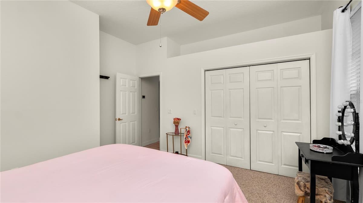 318 HAMILTON SHORES DRIVE — photo 33 of 58