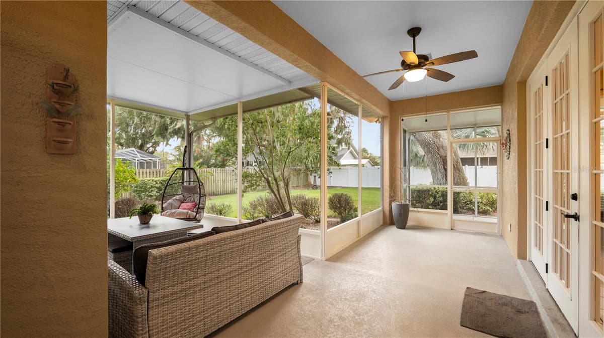 318 HAMILTON SHORES DRIVE — photo 38 of 58